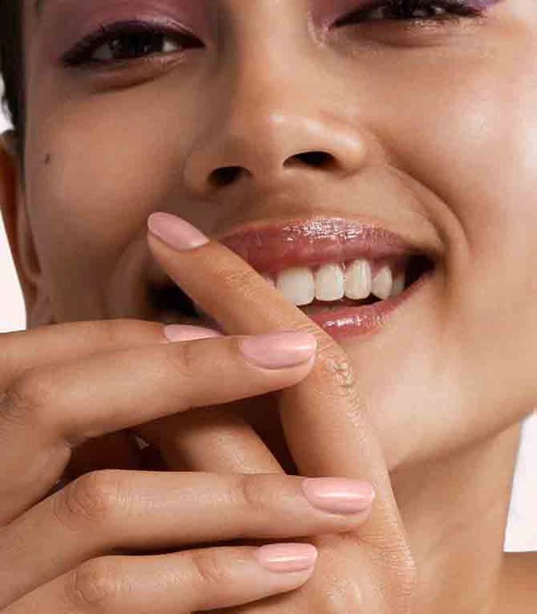 Pink Gellac - Champagne - Gellak - Vegan - Nude - Satijnen Finish - 15 Ml 3 Pink Gellac - Champagne - Gellak - Vegan - Nude - Satijnen Finish - 15 Ml - Afbeelding 3