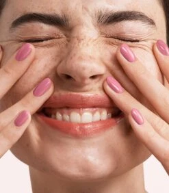 Pink Gellac - Vintage Rose - Gellak - Vegan - Roze - Glanzend - 15ml 6 Pink Gellac - Vintage Rose - Gellak - Vegan - Roze - Glanzend - 15ml -Modecosmetica 1050x1200 34