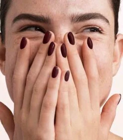 Pink Gellac - Sangria Red - Gellak - Vegan - Donkerrood - Creamy Finish - 15 Ml -Modecosmetica 1050x1200 48