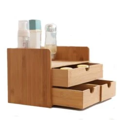Merkloos Decopatent® Luxe Make-up Organizer Met 3 Lades - Cosmetica Organizer Make Up Met Schuiflade Bamboe Hout - Cosmeticahouder - Toren 13 Merkloos Decopatent® Luxe Make-up Organizer Met 3 Lades - Cosmetica Organizer Make Up Met Schuiflade Bamboe Hout - Cosmeticahouder - Toren -Modecosmetica 1200x1200 327